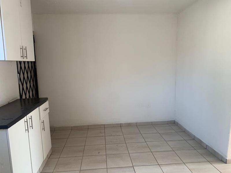 2 Bedroom Property for Sale in Woodlands Western Cape